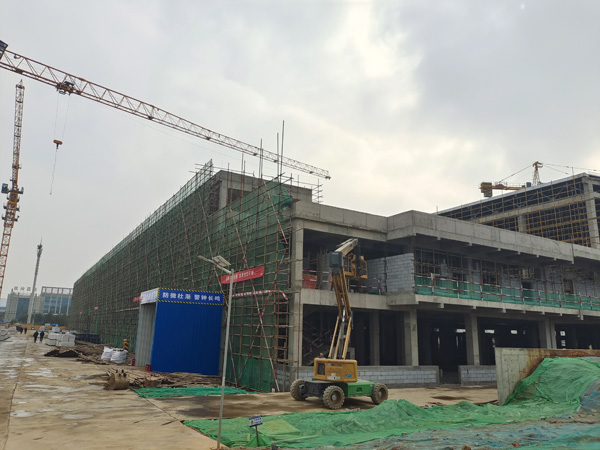 銅箔三期主廠房主體結(jié)構順利完工