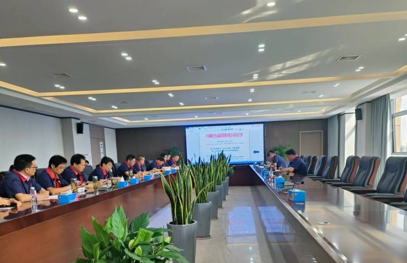 運(yùn)用浙江‘千萬工程’經(jīng)驗(yàn)案例，加強(qiáng)公司5S管理工作會(huì)議