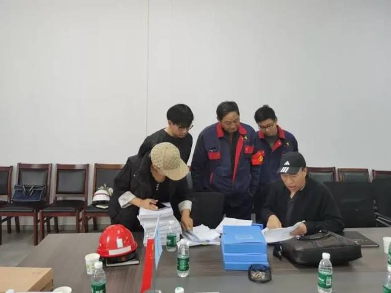 赤峰金通二期電解項(xiàng)目部順利通過赤峰市高新區(qū)國慶節(jié)前安全、質(zhì)量...