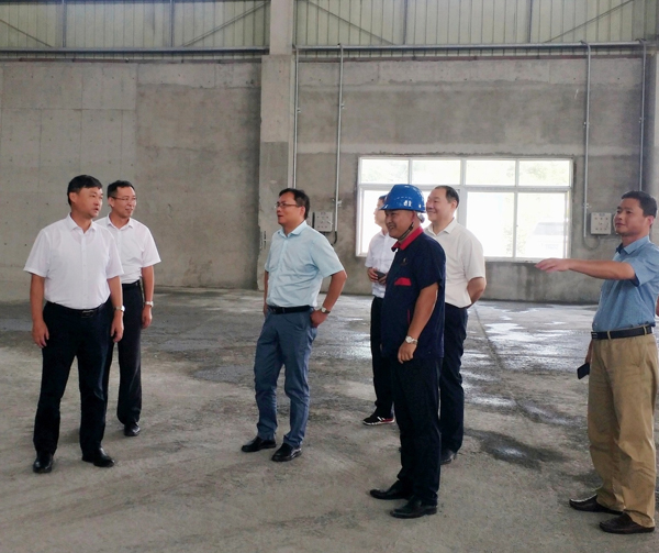集團(tuán)公司黨委委員、股份公司黨委書(shū)記、總經(jīng)理蔣培進(jìn)到矸石項(xiàng)目部調(diào)研 