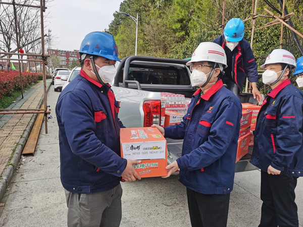 公司黨委書記檢查指導(dǎo)田家炳中學(xué)隔離點(diǎn)項目建設(shè)工作 公司黨委書記檢查指導(dǎo)田家炳中學(xué)隔離點(diǎn)項目建設(shè)工作